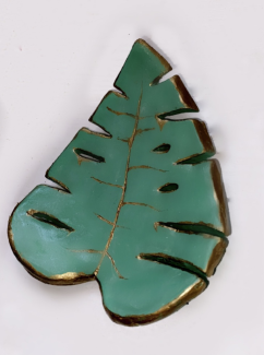 Alexa-Carmichael-12th-grade-_leafy_-air-dry-clay_acrylic
Teacher: Dominic Doyle,Arts Academy at Benjamin Rush