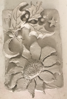Selena Chaloeunporn Grade 11, Tile, AirDry Clay
Teacher: Ms. Yim, Franklin Learning Center